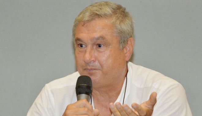 Lansări de carte, la Biblioteca Judeţeană. Clc. Constantin Costache prezintă cele mai recente apariţii