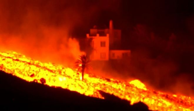 Vulcanul Cumbre Vieja de pe insula spaniolă La Palma continuă să erupă