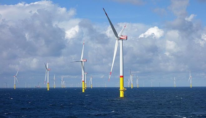 Licitaţia pentru amenajarea turbinelor eoliene din Marea Neagră a fost anulată