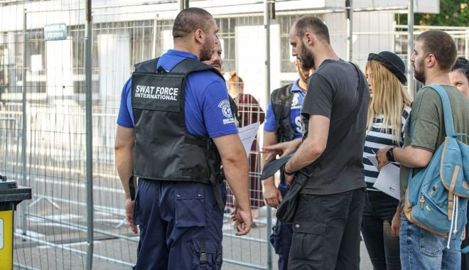 Se caută muncitori necalificați și agenți de securitate