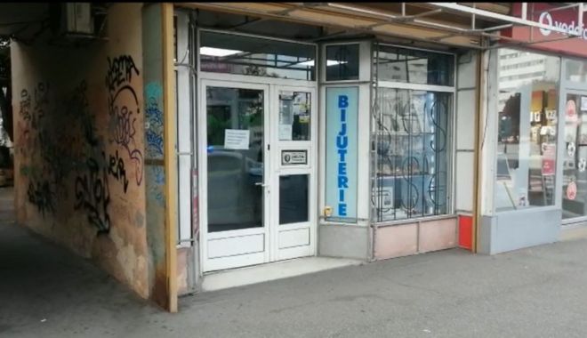 Furt de bijuterii în centrul orașului Buzău