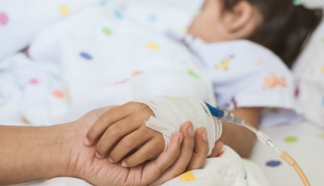 ​Aproape 300 de copii cu COVID-19 sunt spitalizați / Câți copii sunt internați la ATI cu forme grave de COVID