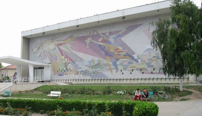 Consiliul Local Mangalia dezbate reabilitarea Casei de Cultură din localitate