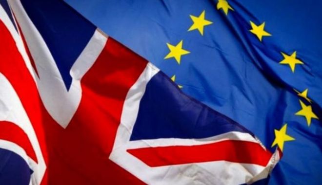 Pașaportul, obligatoriu pentru călătoriile în Marea Britanie, de vineri