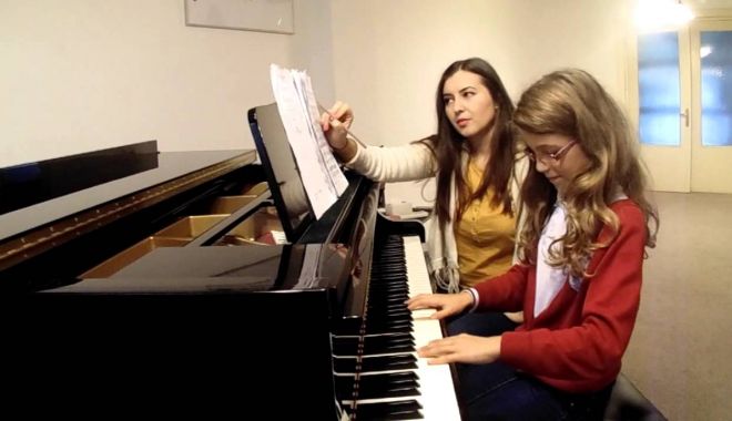 Începe cea de-a V-a ediţie a Concursului Național de Pian „Piano Art”