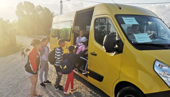 Primăria Techirghiol pune la dispoziţie microbuze pentru elevii care locuiesc departe de şcoală