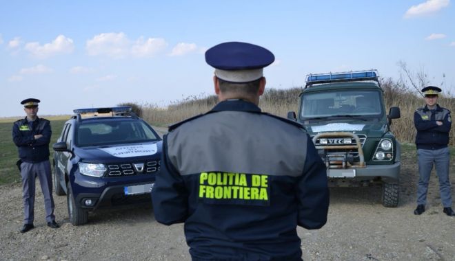 Patru migranți sirieni, întorși de polițiștii de frontieră din drumul ilegal