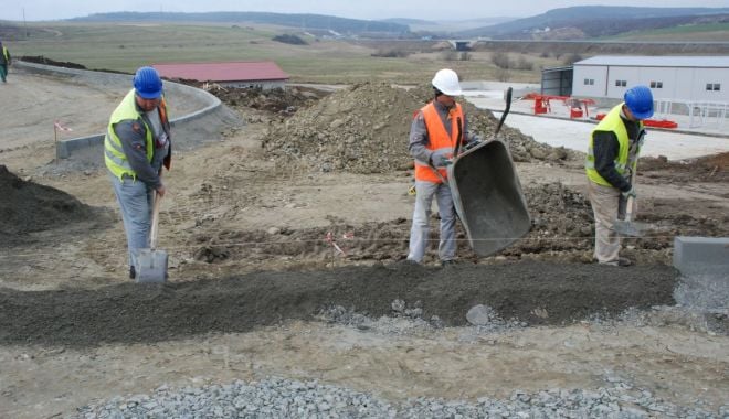 Muncitorii necalificaţi, la mare căutare