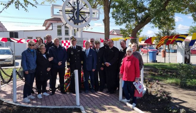Eroii marinari din Delta Dunării şi de pe fluviu, comemoraţi la Sulina