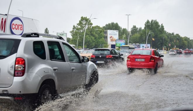 Noi AVERTIZĂRI de vreme rea, la Constanţa