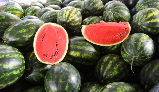 Nouă puncte de comercializare pepeni, în pieţele din Constanţa