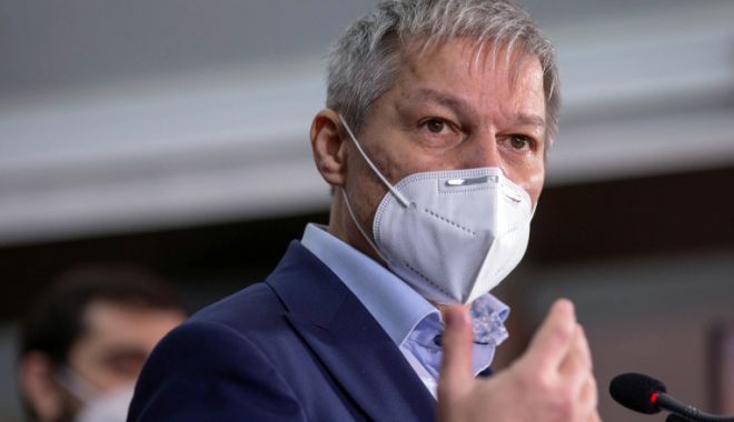 Dacian Cioloş, confirmat cu COVID-19. Ce decizie a luat europarlamentarul