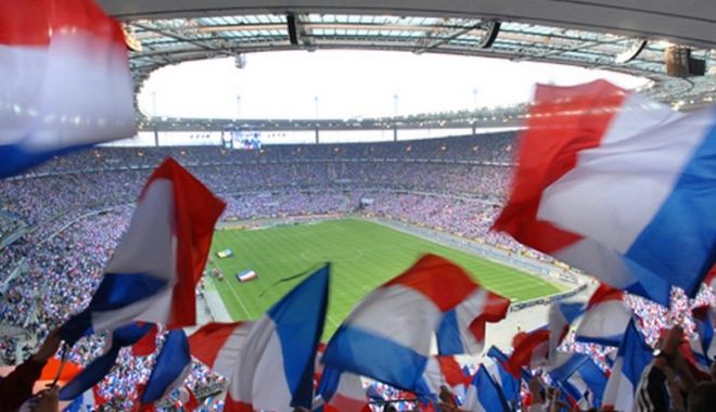 Olimpism / Arena „Stade de France”, centru de vaccinare Covid-19, din aprilie