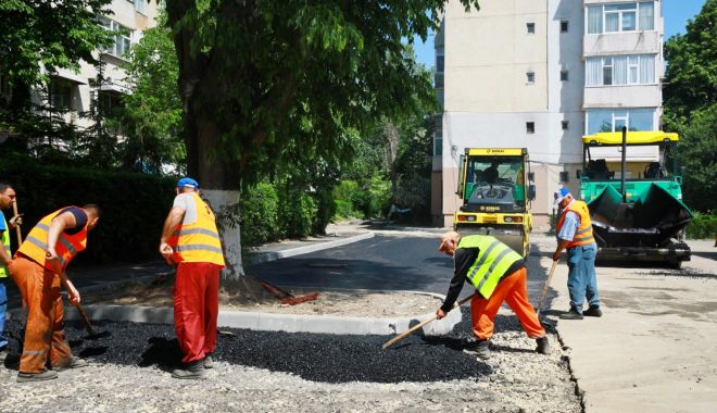 Administraţia locală amenajează o nouă parcare pe strada Dionisie cel Mic