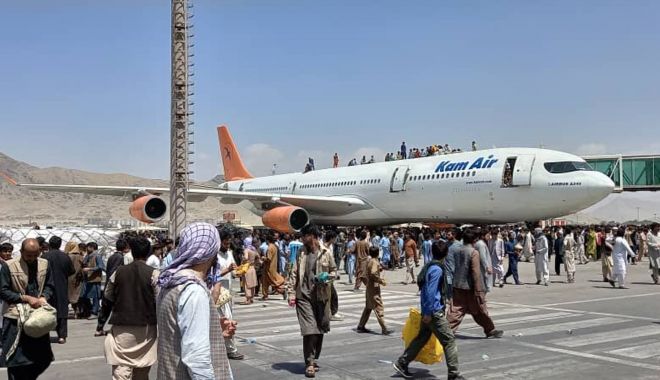 Afganistan / ONU a început evacuarea unei părți a angajaților
