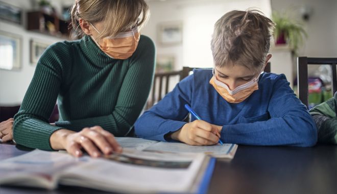 Măsuri de sprijin pentru părinţii care au copii la şcoală pe timpul pandemiei
