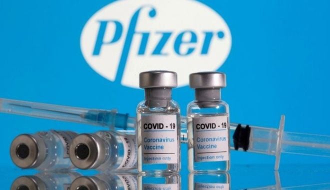 O nouă tranșă de vaccin Pfizer, de 737,100 de doze, este adusă în țară