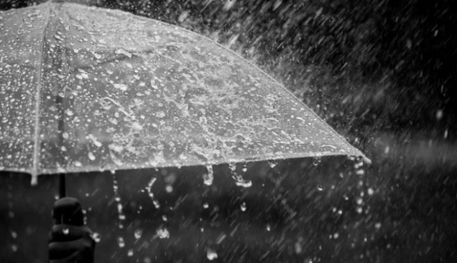Avertizare de la meteorologi. Ploi însemnate, la Constanţa