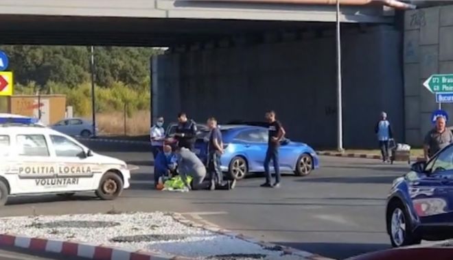 VIDEO: Polițist local din Ilfov, spulberat în intersecție în timp ce dirija traficul