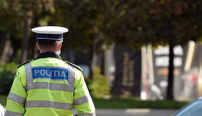 Poliţist agresat în faţa discotecii din comuna Ostrov