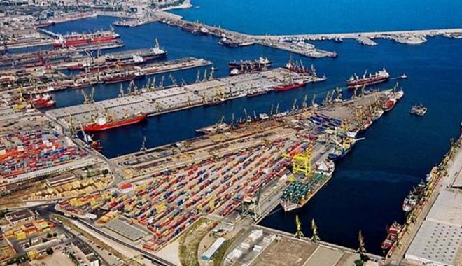 Comerţul cu cereale a adus cel mai mare profit din istorie Administraţiei Porturilor Constanţa în 2020