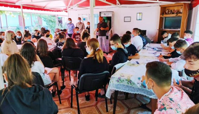 Luptă împotriva drogurilor! Barmanii, instruiți să acorde primul ajutor la supradoze!