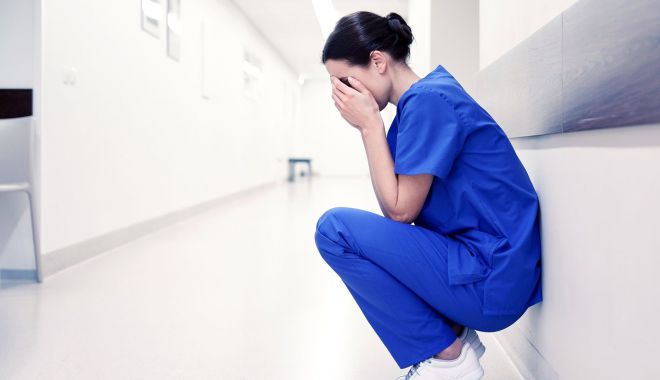 Sprijin pentru medici şi asistente. Aplicație de evaluare a riscului de epuizare profesională