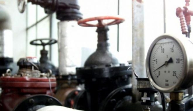 Avarie în zona Capitol. Echipele de la Termoficare Constanţa intervin pentru a o lichida