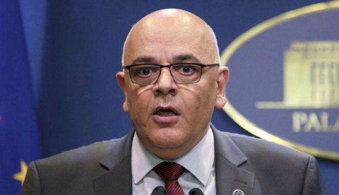 Arafat, despre excepții pentru nevaccinați: Pensionarii care au de ridicat pensii nu au nevoie de certificat verde