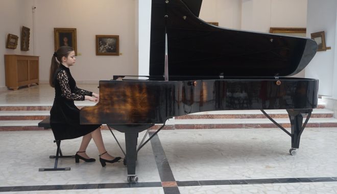 Elevii Colegiului de Arte, în recital la Centrul Cultural Palatele Brâncovenești
