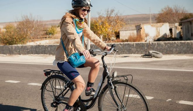 Reguli stricte pentru mersul pe bicicletă, în oraş