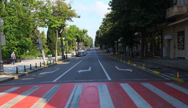 Restricţii de trafic, în weekend, în centrul Constanţei. Circulaţie închisă pe bulevardul Tomis, de la Miga la Lupoaică