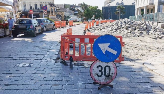 Trafic restricţionat în zona peninsulară! Se lucrează la reabilitarea carosabilului