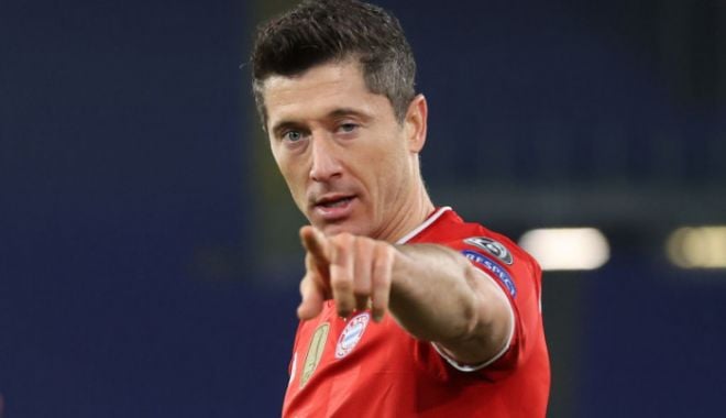 Robert Lewandowski (Bayern Munchen) a primit trofeul „Gheata de Aur"