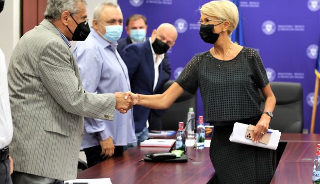 Discuţii pentru majorarea salariului minim. Când se va întâmpla acest lucru