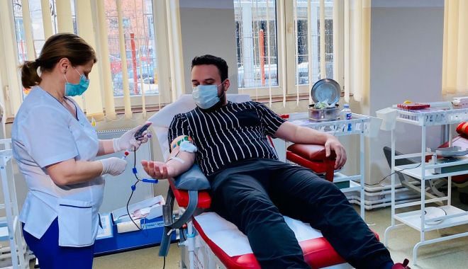 Centrul de Transfuzii are nevoie de donatori. Puteţi dona sânge şi în weekend