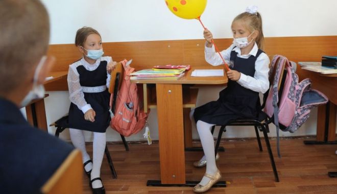 Educația juridică, financiară și antreprenorială devin materii obligatorii începând cu viitorul an școlar