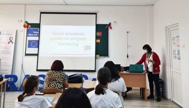 Profesori din Polonia și Portugalia au predat elevilor din Valu lui Traian