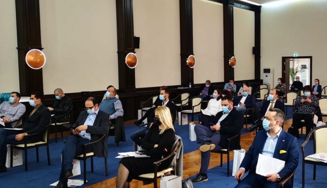 Şedinţă extraordinară a Consiliului Local Constanţa. Demersuri pentru construirea a două creşe noi