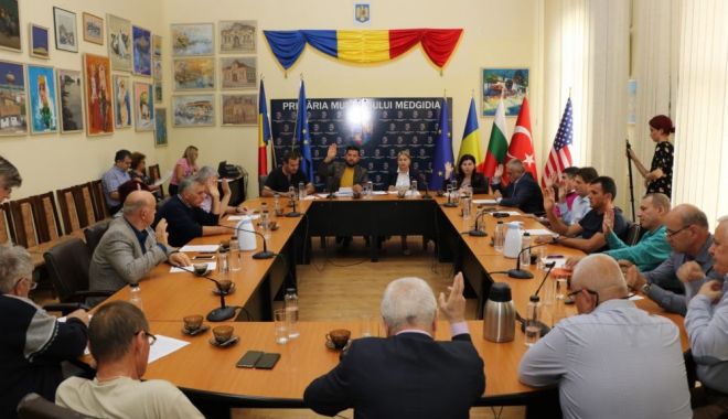 Aleşii locali din Medgidia, convocaţi în şedinţă ordinară