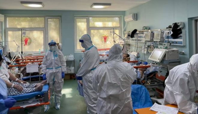 Semnal de alarmă lansat de medici şi asistente. “Armata în alb a rămas în prima linie a luptei cu pandemia!”