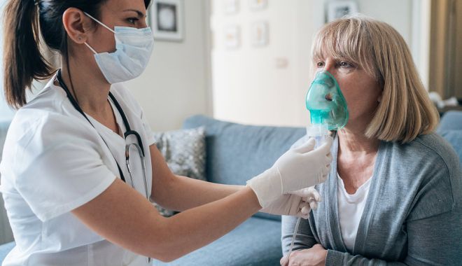 Ce spun specialiştii - Simptome care apar la persoanele infectate cu Covid-19, după  vaccin