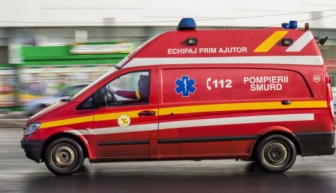 Tânăr de 23 de ani, găsit mort pe stradă. Medicii au încercat să-l resusciteze