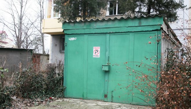Somaţii pentru constănţeni, să îşi dezafecteze garajele de pe domeniul public!