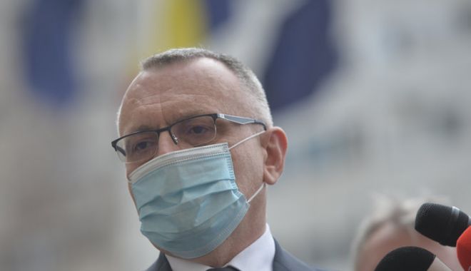 Sorin Cîmpeanu, despre explozia de cazuri COVID-19 la elevi: "Infectările raportate acum nu sunt generate de şcoală"