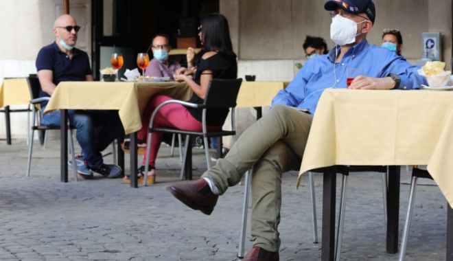 Curtea Supremă a Spaniei interzice restaurantelor să le ceară clienților certificatul COVID