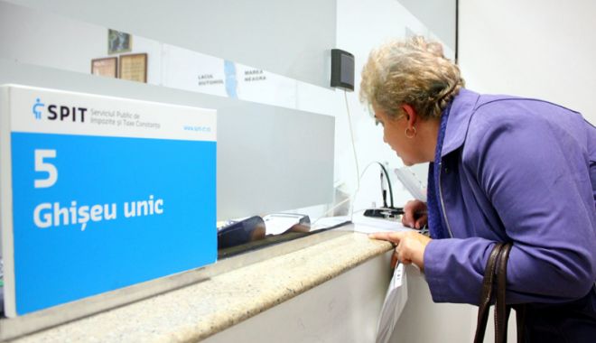 Activitatea Serviciului Public de Impozite şi Taxe, suspendată între 30 aprilie şi 3 mai
