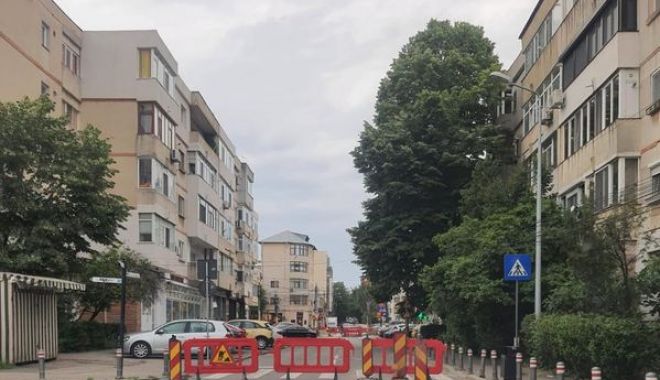 Atenţie, şoferi! Trafic închis pe strada Primăverii. Se lucrează la conductele de apă