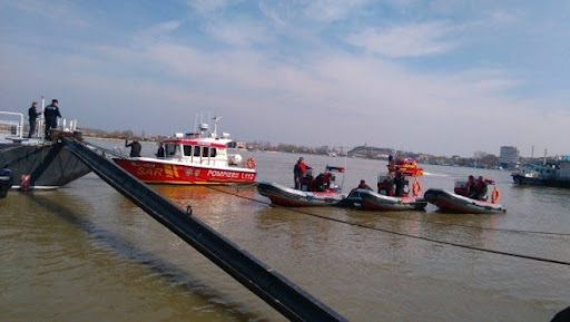 Traficul navelor maritime, reluat pe canalul Sulina