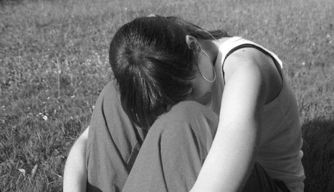 Tânără din Timişoara, filmată când îşi înşela soţul pe marginea unui drum din Ghiroda